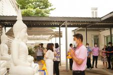 เทศบาลนครแม่สอดจัดพิธีอัญเชิญพระพุทธโคดมบุญบารมี เพื่อไปประดิษฐานยังโรงเรียนในสังกัดเทศบาลนครแม่สอด