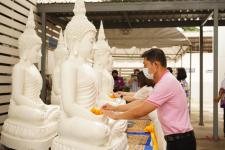 เทศบาลนครแม่สอดจัดพิธีอัญเชิญพระพุทธโคดมบุญบารมี เพื่อไปประดิษฐานยังโรงเรียนในสังกัดเทศบาลนครแม่สอด