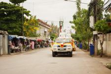เทศบาลนครแม่สอดจัดพิธีอัญเชิญพระพุทธโคดมบุญบารมี เพื่อไปประดิษฐานยังโรงเรียนในสังกัดเทศบาลนครแม่สอด