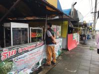 ออกตรวจร้านอาหารในเขตเทศบาลนครแม่สอด