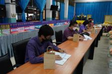 คณะอนุกรรมการกลั่นกรองการประเมินผลการปฏิบัติงานของข้าราชการครูและบุคลากรทางการศึกษา ครั้งที่ 2 ประจำปี 2564 ลงพื้นที่ติดตามผลการประเมินผลการปฏิบัติงานของพนักงานครูเทศบาลและลูกจ้างประจำ