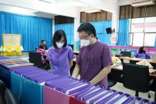 คณะอนุกรรมการกลั่นกรองการประเมินผลการปฏิบัติงานของข้าราชการครูและบุคลากรทางการศึกษา ครั้งที่ 2 ประจำปี 2564 ลงพื้นที่ติดตามผลการประเมินผลการปฏิบัติงานของพนักงานครูเทศบาลและลูกจ้างประจำ