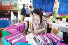 คณะอนุกรรมการกลั่นกรองการประเมินผลการปฏิบัติงานของข้าราชการครูและบุคลากรทางการศึกษา ครั้งที่ 2 ประจำปี 2564 ลงพื้นที่ติดตามผลการประเมินผลการปฏิบัติงานของพนักงานครูเทศบาลและลูกจ้างประจำ