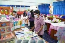 คณะอนุกรรมการกลั่นกรองการประเมินผลการปฏิบัติงานของข้าราชการครูและบุคลากรทางการศึกษา ครั้งที่ 2 ประจำปี 2564 ลงพื้นที่ติดตามผลการประเมินผลการปฏิบัติงานของพนักงานครูเทศบาลและลูกจ้างประจำ