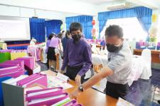 คณะอนุกรรมการกลั่นกรองการประเมินผลการปฏิบัติงานของข้าราชการครูและบุคลากรทางการศึกษา ครั้งที่ 2 ประจำปี 2564 ลงพื้นที่ติดตามผลการประเมินผลการปฏิบัติงานของพนักงานครูเทศบาลและลูกจ้างประจำ