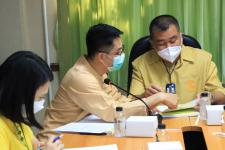 ทน.แม่สอด จัดประชุมคณะกรรมการติดตามและประเมินผลแผนพัฒนาเทศบาลนครแม่สอด