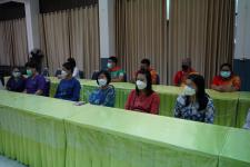 เทศบาลนครแม่สอดจัดการอบรมสาธิตการใช้งานชุดตรวจ Antigen test kit (ATK) ให้แก่ครูและบุคลากรทางการศึกษา 