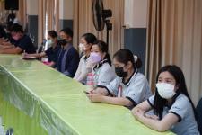 เทศบาลนครแม่สอดจัดการอบรมสาธิตการใช้งานชุดตรวจ Antigen test kit (ATK) ให้แก่ครูและบุคลากรทางการศึกษา 