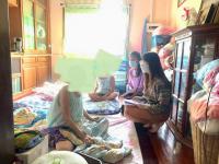 ลงพื้นที่ชุมชนสักทอง จำนวน 9 ครัวเรือน เพื่อเยี่ยมบ้านและสอบข้อเท็จจริงเบื้องเพื่อประกอบการวางแผนพิจารณาให้ความช่วยเหลือด้านการส่งเสริมและพัฒนาคุณคุณภาพชีวิตตามความเหมาะสมต่อไป