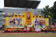 เทศบาลนครแม่สอดจัดงานเเฉลิมพระชนมพรรษา พระบาทสมเด็จพระเจ้าอยู่หัว 5 ธันวามหาราช ประจำปี พ.ศ. 2556
