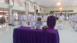 เทศบาลนครแม่สอด เข้าร่วมพิธีลงนามถวายพระพรชัยมงคลสมเด็จพระนางเจ้าสุทิดา พัชรสุธาพิมลลักษณ พระบรมราชินี