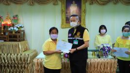 นายกเทศมนตรี มอบเกียรติบัตรแก่อาสาสมัครสาธารณสุข (อสม.) ในเขตเทศบาล