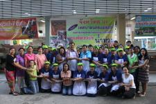 รองผู้ว่าตากแถลงข่าวตั้งครัวช่วยน้ำท่วม กรุงเทพฯ-นนทบุรี ต่อนักข่าวสื่อมวลชน 3 5 7 9  สทท. และหนังสือพิมพ์ 5 ฉบับ