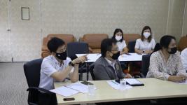 นายกเทศมนตรี เรียกประชุมติดตามผลการดำเนินงานของเทศบาลนครแม่สอด