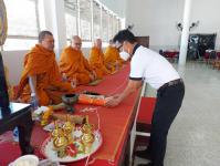 ทน.แม่สอด ร่วมทำบุญสุสานหลวงและทอดผ้าป่าสามัคคี