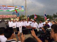 นายเจริญฤทธิ์ สงวนสัตย์ ผู้ว่าราชการจังหวัดตาก เป็นประธานพิธีเปิด กิจกรรมการปั่นจักรยานมิตรภาพไทย-เมียนมา 2 แผ่นดิน Bike For Two Country-Sister City Maesot-Myawaddy โดยได้รับเกียรติจาก นายสุทธา สายวาณิชย์ รองผู้ว่าราชการจังหวัดตาก นายธนยศ ปานขาว นายอำเภอแ