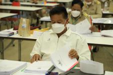 สภาเทศบาลนครแม่สอด ประชุมสภาเทศบาลนครแม่สอด สมัยสามัญ สมัยที่ 4 ประจำปี 2564