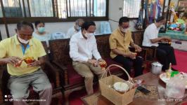ทน.แม่สอด ให้บริการคัดกรองสุขภาพตามโครงการ “เข้าพรรษา ชีวาสดใส ห่างไกลโรคร้าย” 