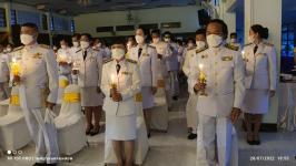 ทน.แม่สอด ร่วมพิธีถวายเครื่องราชสักการะ วางพานพุ่ม และจุดเทียนชัยถวายพระพรชัยมงคล