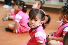 นายกเทศมนตรีนครแม่สอด ตรวจเยี่ยมการตรวจสุขภาพเด็กนักเรียน โรงเรียนเทศบาลวัดดอนแก้ว ประจำปี 2565