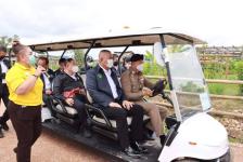 ทน.แม่สอด เข้าร่วมต้อนรับพลเอกประวิตร วงษ์สุวรรณ รองนายกรัฐมนตรี และคณะ ในภารกิจตรวจราชการในพื้นที่อำเภอแม่สอด จังหวัดตาก 