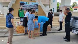 ทน.แม่สอด มอบสิ่งของอุปโภค บริโภค ช่วยเหลือผู้ประสบอุทกภัยในพื้นที่จังหวัดตาก