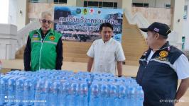 ทน.แม่สอด มอบสิ่งของอุปโภค บริโภค ช่วยเหลือผู้ประสบอุทกภัยในพื้นที่จังหวัดตาก