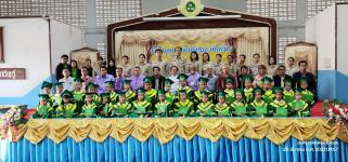 ทน.แม่สอด จัดพิธีมอบวุฒิบัตรยุวบัณฑิต ประจำปีการศึกษา 2565 โรงเรียนเทศบาลวัดมณีไพรสณฑ์ สังกัดเทศบาลนครแม่สอด