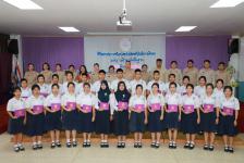 โรงเรียนเทศบาลเฉลิมพระเกียรติสมเด็จพระเทพรัตนราชสุดาฯ สยามบรมราชกุมารี จัดพิธีมอบประกาศนียบัตรนักเรียนที่สำเร็จการศึกษา ประจำปีการศึกษา 2562