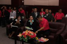 10/06/54การประชุมประชาคมโครงการรักษ์น้ำและฟื้นฟูระบบนิเวศป่าไม้ โครงการก่อสร้างมหาวิทยาลัยนานาชาติอำเภอแม่สอด จังหวัดตาก และองค์กรปกครองท้อง ถิ่นรูปแบบพิเศษ “นคร แม่สอด” วันศุกร์ที่ ๑๐ มิถุนายน ๒๕๕๔ เวลา ๐๙.๐๐ นาฬิกา ณ ศูนย์กลางแสดงสินค้า และศูนย์ประชุมเพ