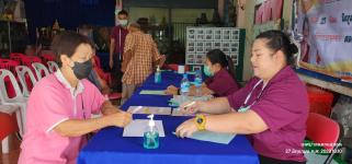 ทน.แม่สอด ร่วมกิจกรรมการเฝ้าระวังพฤติกรรมสุขภาพของผู้สูงอายุ ชุมชนสองแคว 1 โดยโรงพยาบาลแม่สอด