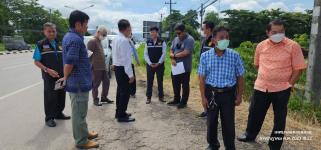 ทน.แม่สอด ร่วมกับอบจ.ตาก ลงพื้นที่สำรวจวางแผนการขุดลอกร่องระบายน้ำบริเวณถนนสายเอเชีย (สระบัว)