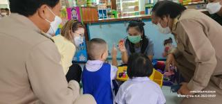 ทน.แม่สอด ลงพื้นที่ตรวจเยี่ยมการตรวจสุขภาพเด็กก่อนวัยเรียน ศพด.วัดอรัญญเขต และ โรงเรียนเทศบาลวัดบุญญาวาส