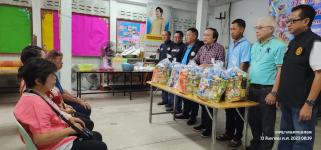 ทน.แม่สอด ลงพื้นที่มอบถุงยังชีพและให้กำลังใจ ผู้ประสบอุทกภัยในพื้นที่เทศบาลนครแม่สอด