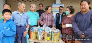 ทน.แม่สอด ลงพื้นที่มอบถุงยังชีพและให้กำลังใจ ผู้ประสบอุทกภัยในพื้นที่เทศบาลนครแม่สอด