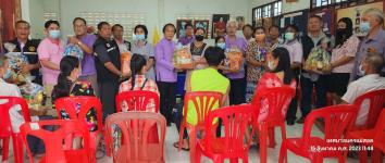 ทน.แม่สอด ลงพื้นที่มอบถุงยังชีพและให้กำลังใจ ผู้ประสบอุทกภัยในพื้นที่เทศบาลนครแม่สอด