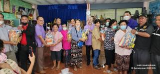 ทน.แม่สอด ลงพื้นที่มอบถุงยังชีพและให้กำลังใจ ผู้ประสบอุทกภัยในพื้นที่เทศบาลนครแม่สอด