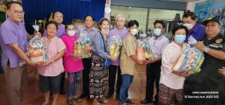 ทน.แม่สอด ลงพื้นที่มอบถุงยังชีพและให้กำลังใจ ผู้ประสบอุทกภัยในพื้นที่เทศบาลนครแม่สอด