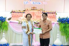 จัดพิธีมอบวุฒิบัตรให้แก่ผู้สำเร็จการศึกษา “วิชชาลัยสูงวัยนครแม่สอด” 