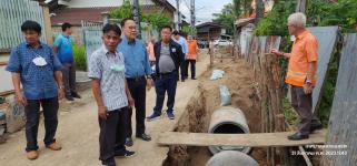 ทน.แม่สอด ลงพื้นที่ตรวจงานก่อสร้างต่าง ๆ ในเขตเทศบาลนครแม่สอด