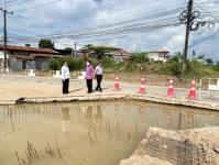 ทน.แม่สอด ลงพื้นที่สำรวจ เร่งแก้ไขปัญหาด้านสาธารณูปโภคในเขตเทศบาลนครแม่สอด