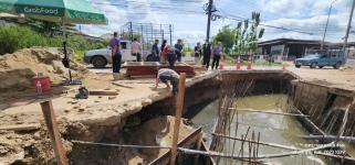 ทน.แม่สอด ลงพื้นที่ติดตามความคืบหน้างานก่อสร้างต่าง ๆ ในเขตเทศบาลนครแม่สอด
