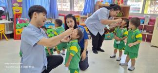 ทน.แม่สอด จัดกิจกรรมการรณรงค์หยอดวัคซีนโปลิโอ ประจำปี 2566 (ครั้งที่ 1) ในเขตเทศบาลนครแม่สอด
