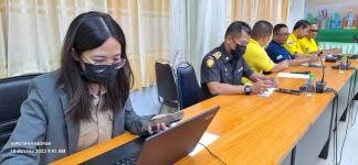 ทน.แม่สอด จัดประชุม ผู้บริหาร งานป้องกันฯ และผู้รับจ้าง  กรณีขุดวางท่อระบายน้ำ ถนนอินทรคีรี บริเวณหน้าแขวงทางหลวง