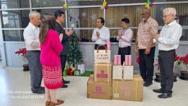 ทน.แม่สอด รับมอบของขวัญ จากธนาคารออมสิน สาขาแม่สอด   เพื่อร่วมกิจกรรมวันเด็กแห่งชาติปี 2567
