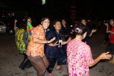 Midnightn  Songkran ถนนยอดข้าว นครแม่สอด 