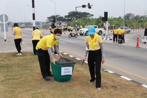 ทน.แม่สอด จัดกิจกรรมจิตอาสาปรับภูมิทัศน์เส้นทางเสด็จฯ ถนนทางหลวงชนบท 3050