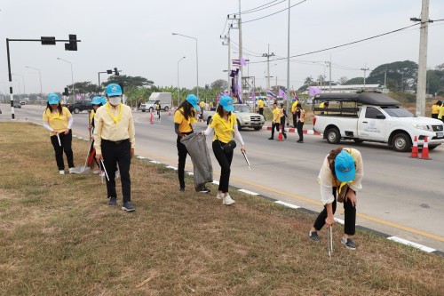 ทน.แม่สอด จัดกิจกรรมจิตอาสาปรับภูมิทัศน์เส้นทางเสด็จฯ ถนนทางหลวงชนบท 3050