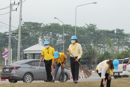 ทน.แม่สอด จัดกิจกรรมจิตอาสาปรับภูมิทัศน์เส้นทางเสด็จฯ ถนนทางหลวงชนบท 3050