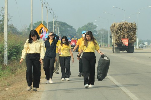 ทน.แม่สอด จัดกิจกรรมจิตอาสาปรับภูมิทัศน์เส้นทางเสด็จฯ ถนนทางหลวงชนบท 3050